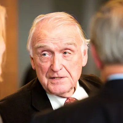Karl Kaiser